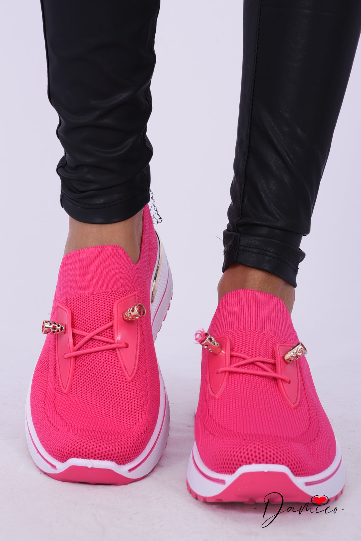 Sneakers slip on shine line