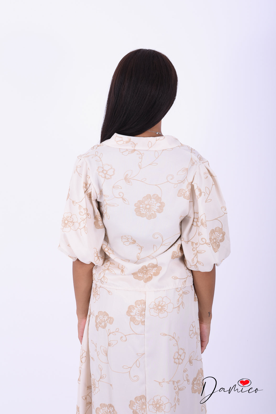 Camicia mc a palloncino fiori ricamati