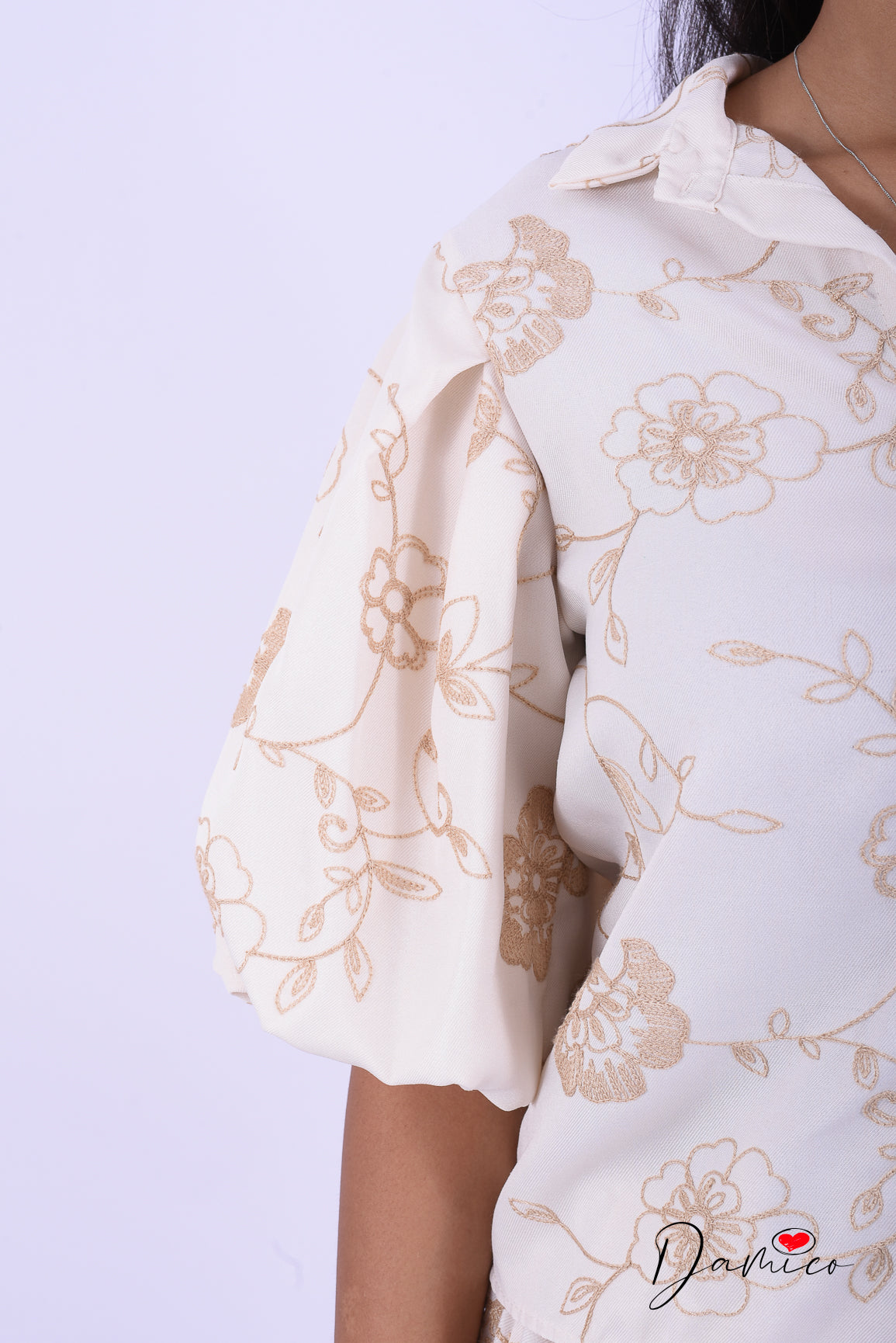 Camicia mc a palloncino fiori ricamati