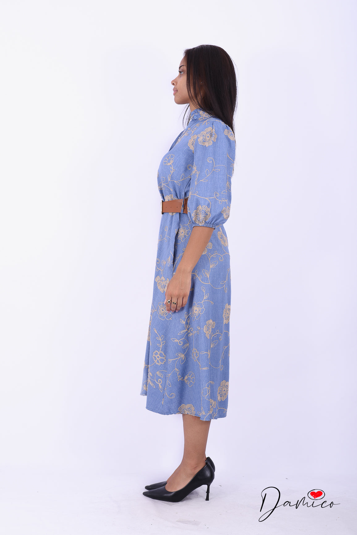 Abito alla coreana fiori ricamati