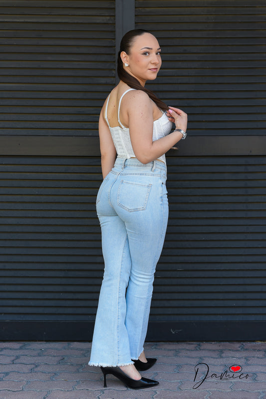 Jeans flare - torn bottom