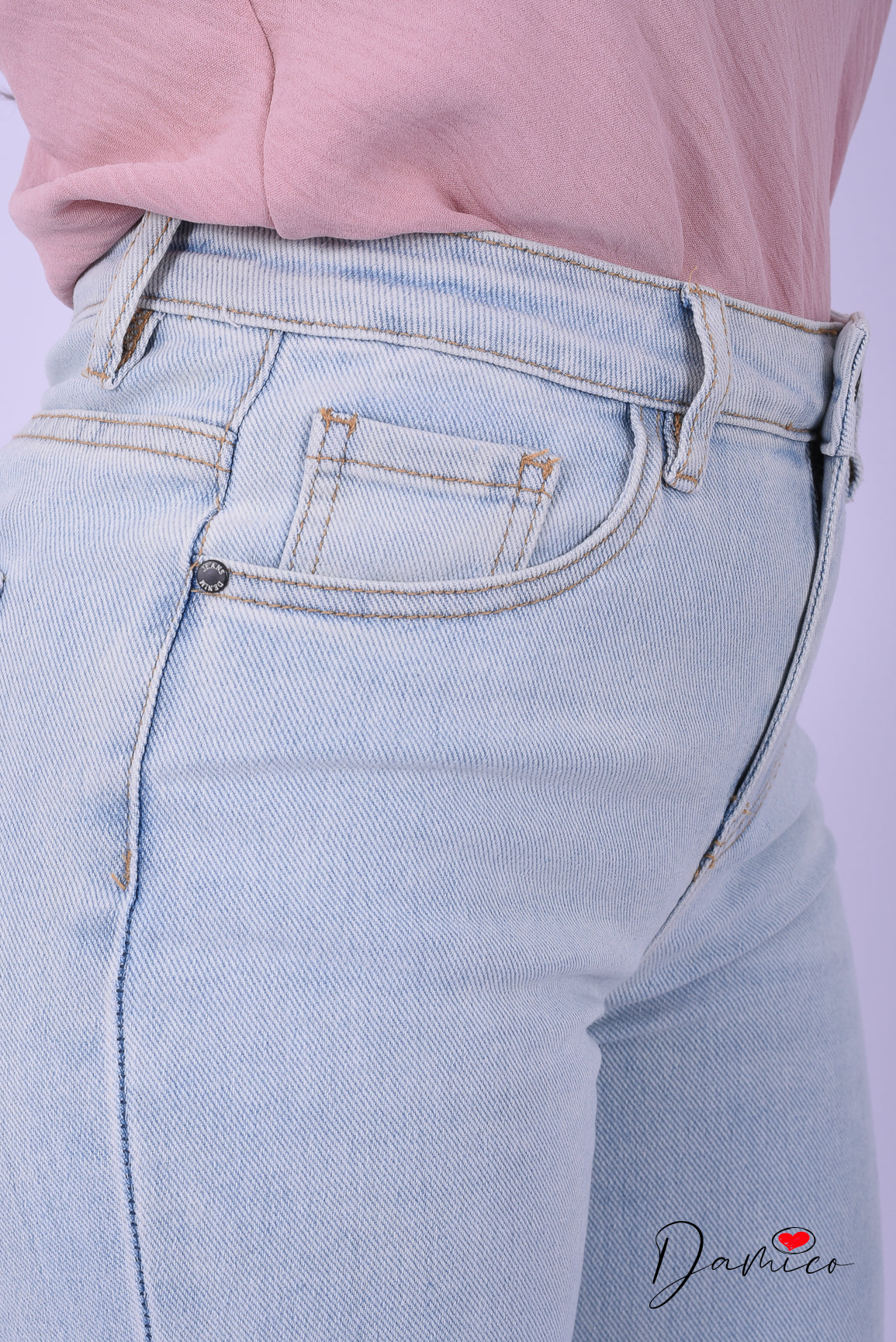 Jeans flare - torn bottom