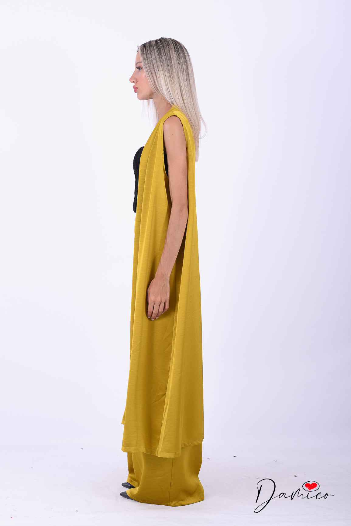 Completo gilet lungo + panta palazzo satin