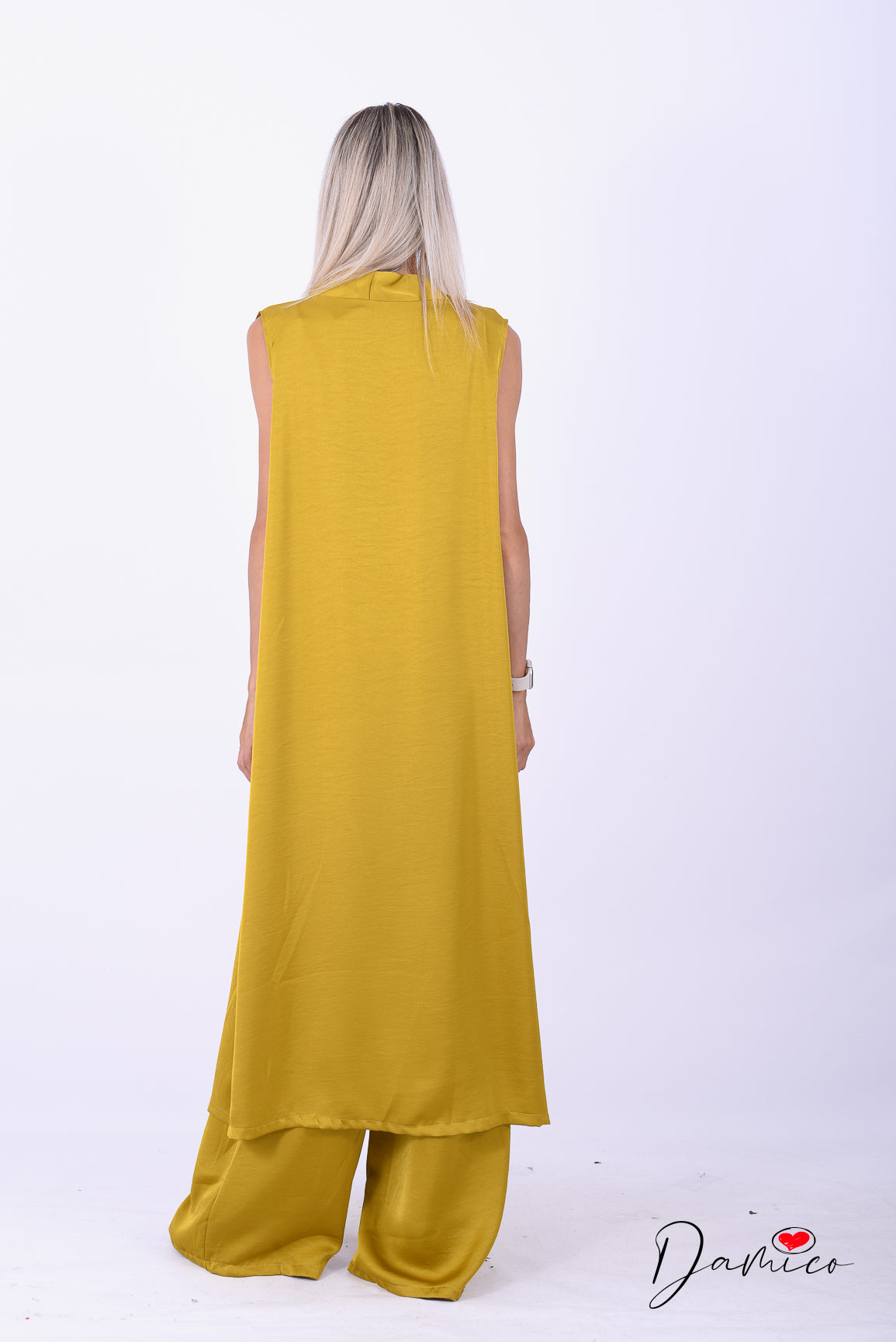 Completo gilet lungo + panta palazzo satin