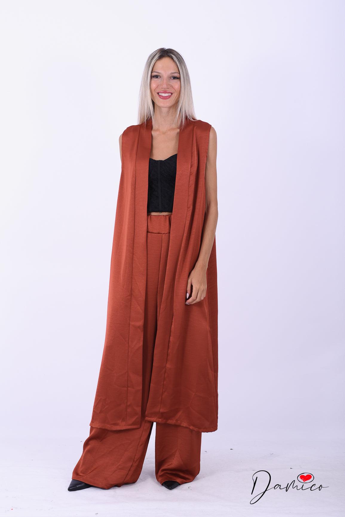 Completo gilet lungo + panta palazzo satin