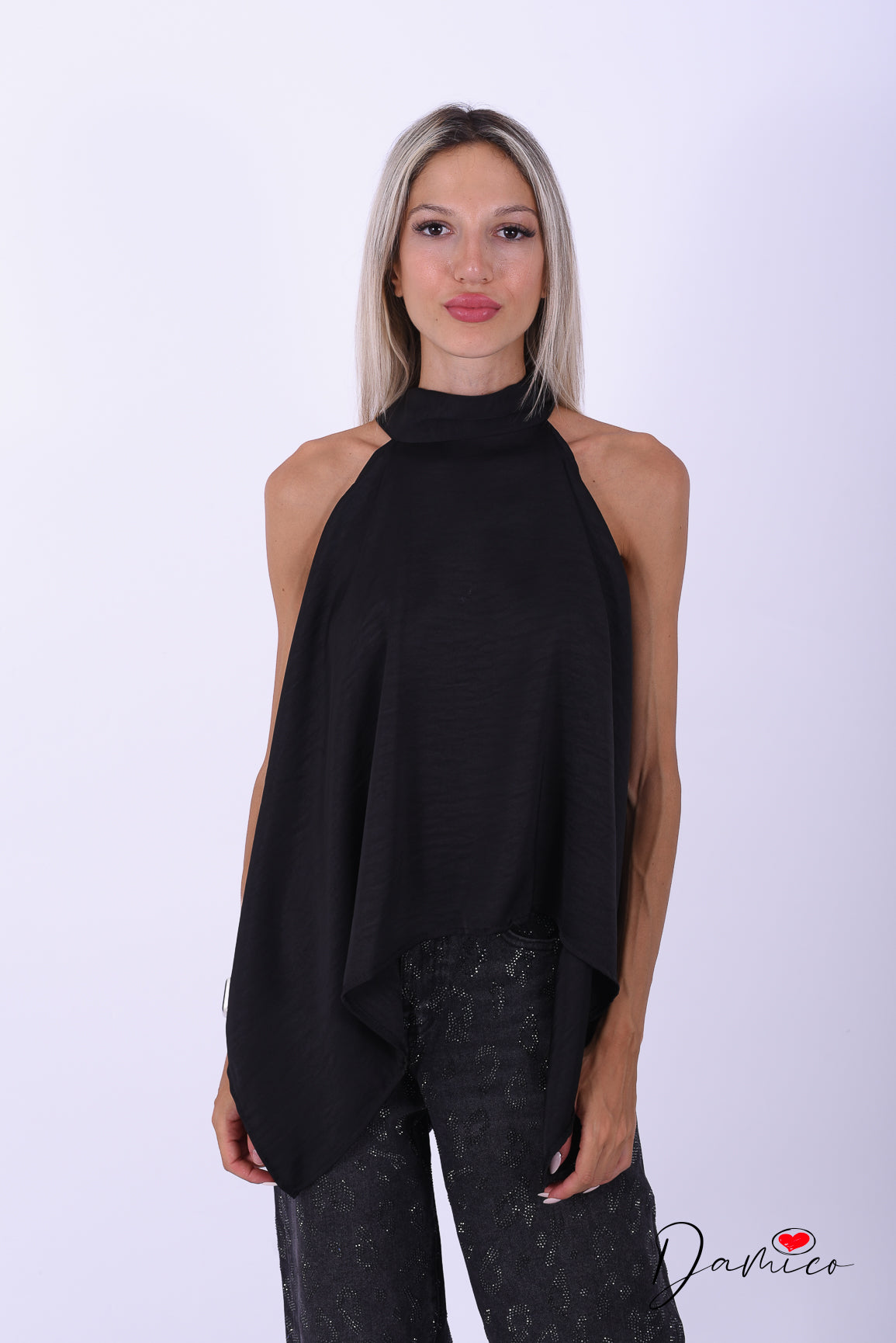 Top asimmetrico halter satin