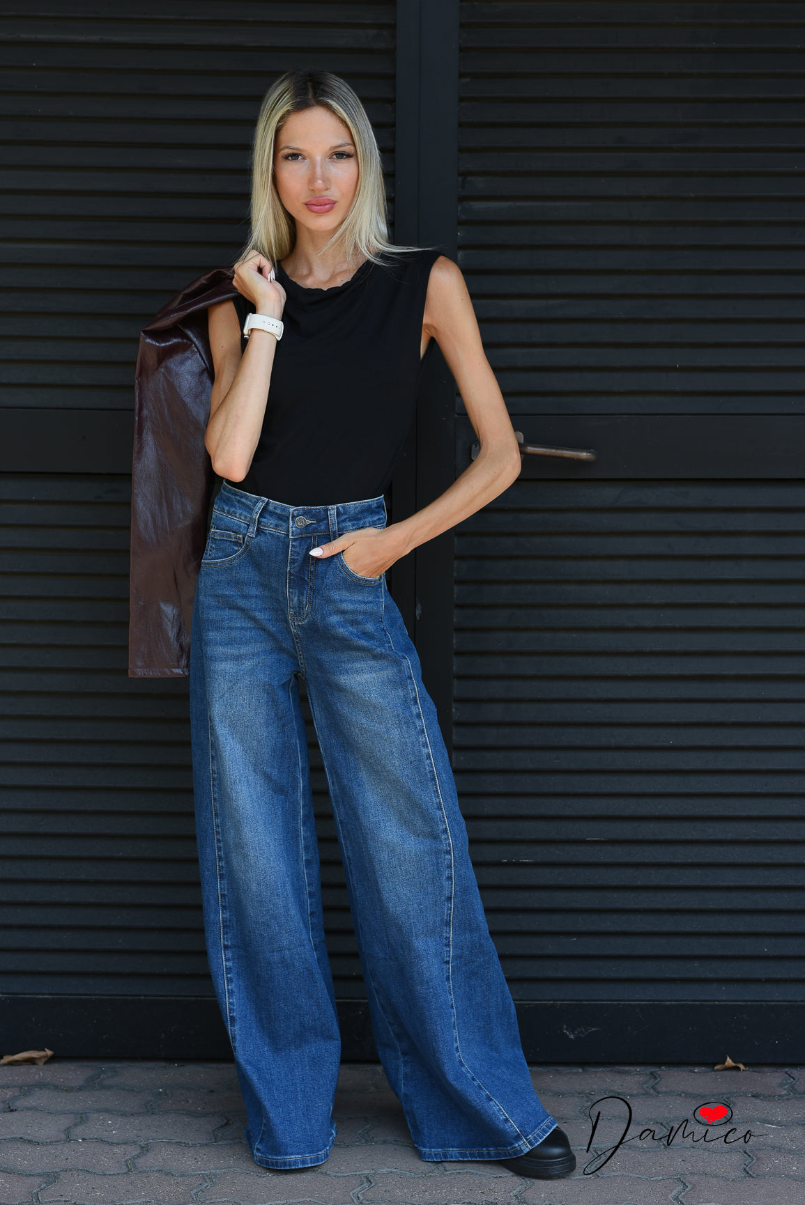 Jeans wide leg cucitura frontale