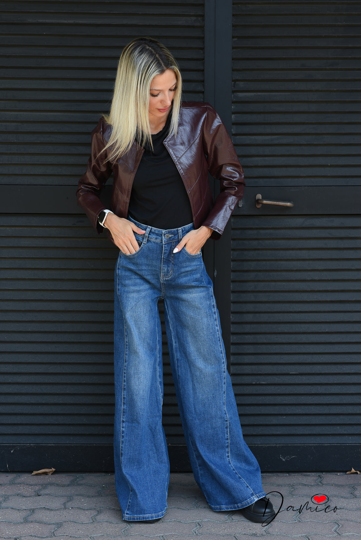 Jeans wide leg cucitura frontale