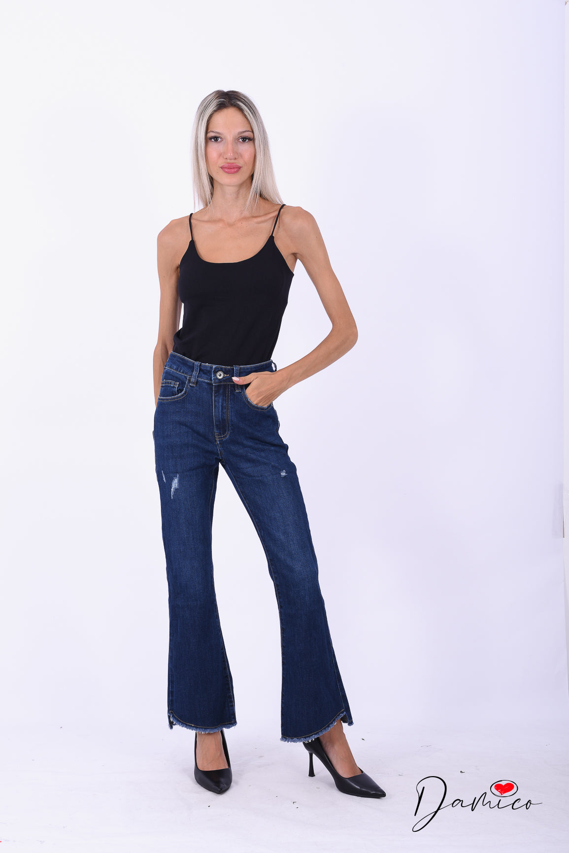 Jeans a zampa torn