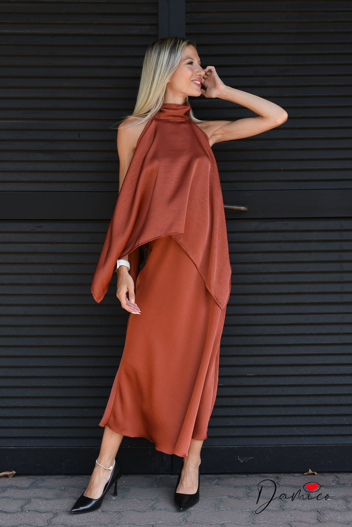 Gonna lunga asimmetrica satin
