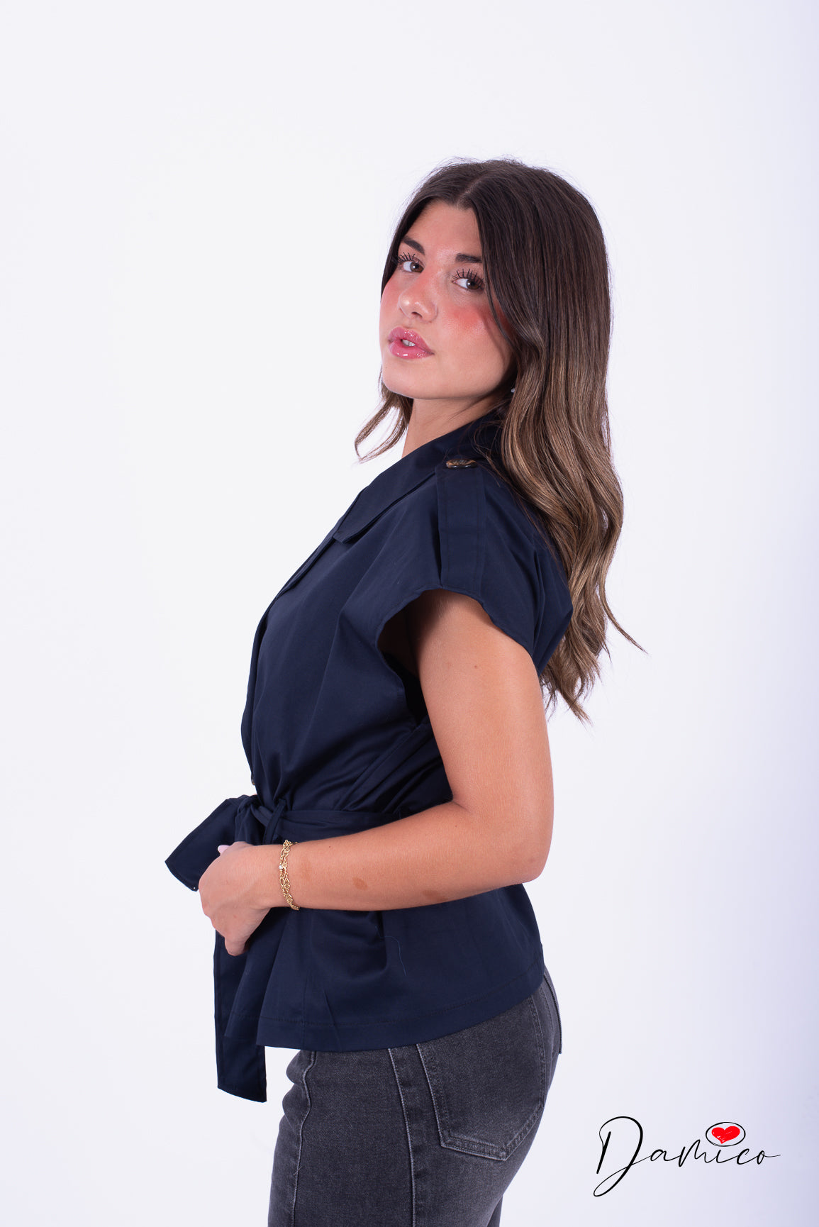 Trench corto smanicato