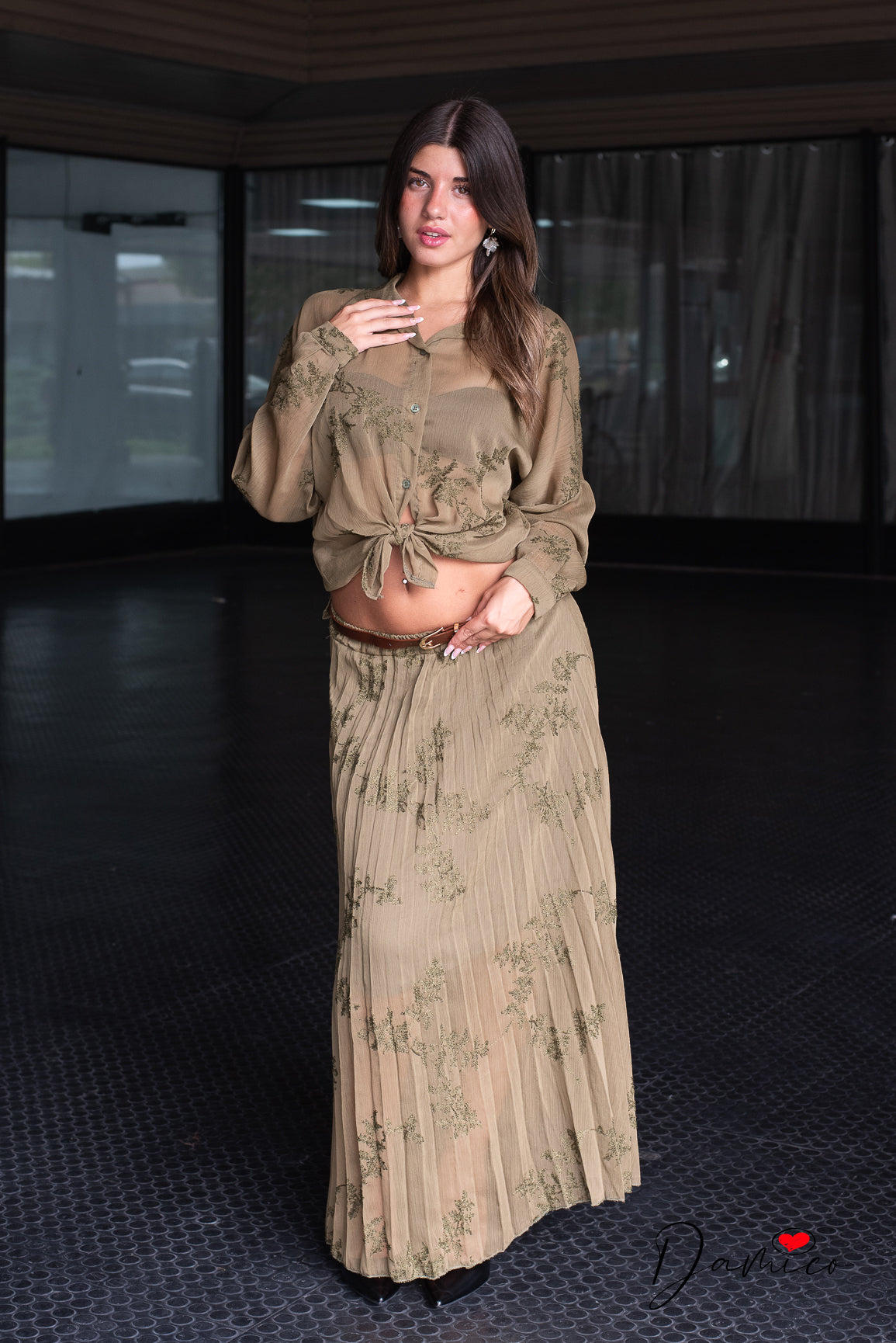 Camicia voile con ricami