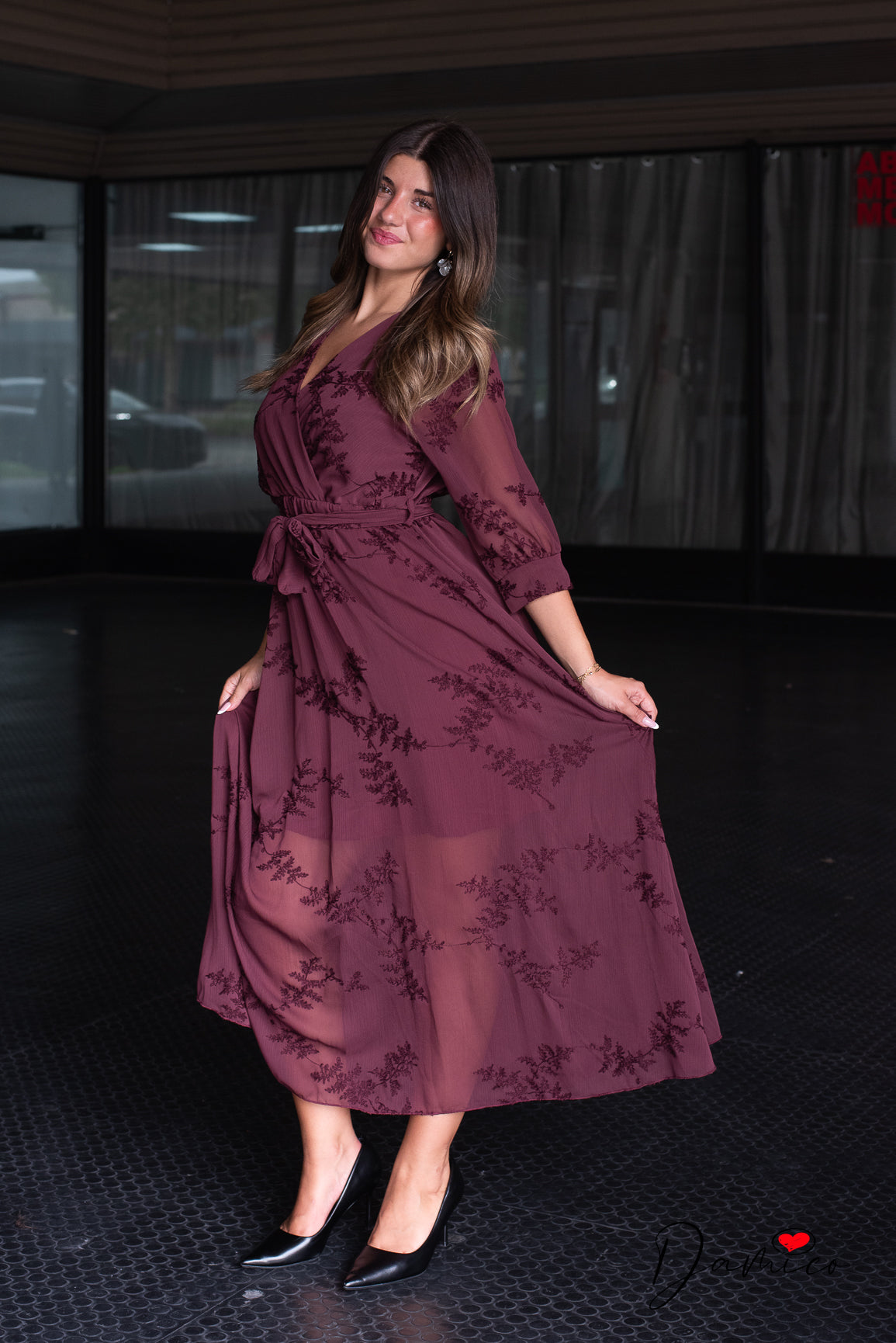 Abito m3/4 voile con ricami