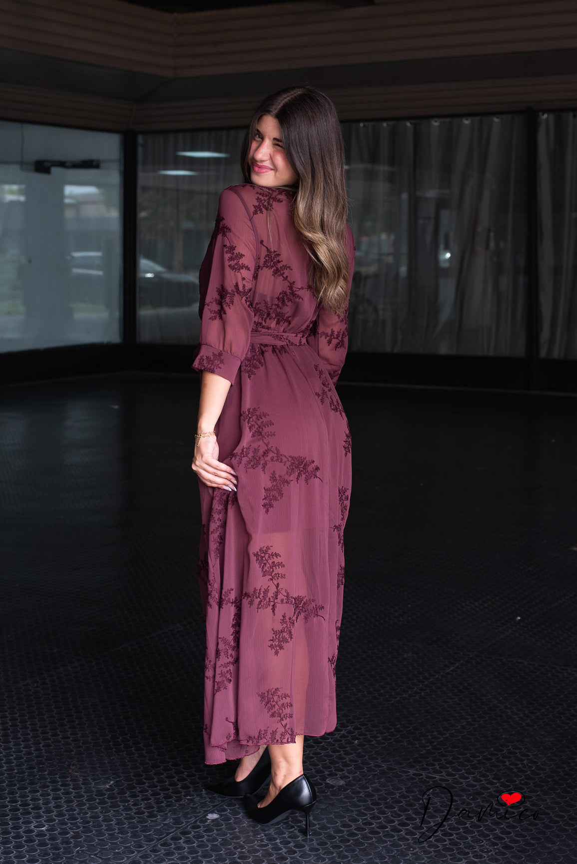 Abito m3/4 voile con ricami