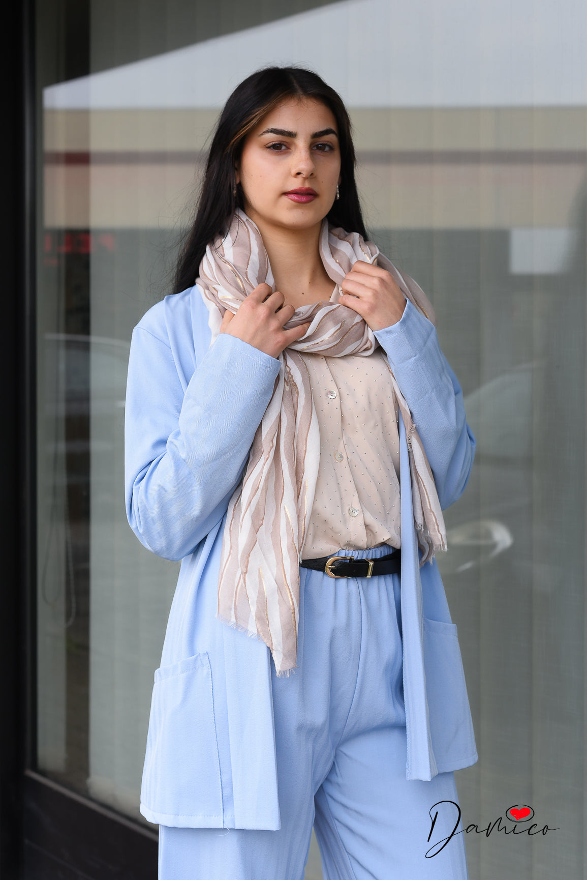 Pashmina zebrata